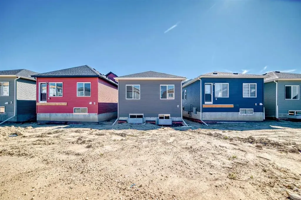 375 Homestead Grove NE