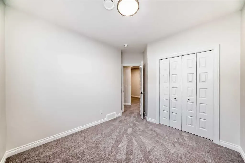 375 Homestead Grove NE