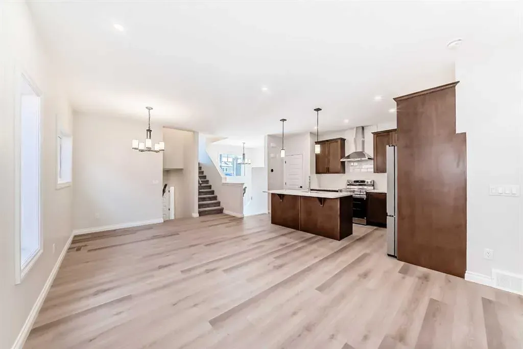 375 Homestead Grove NE