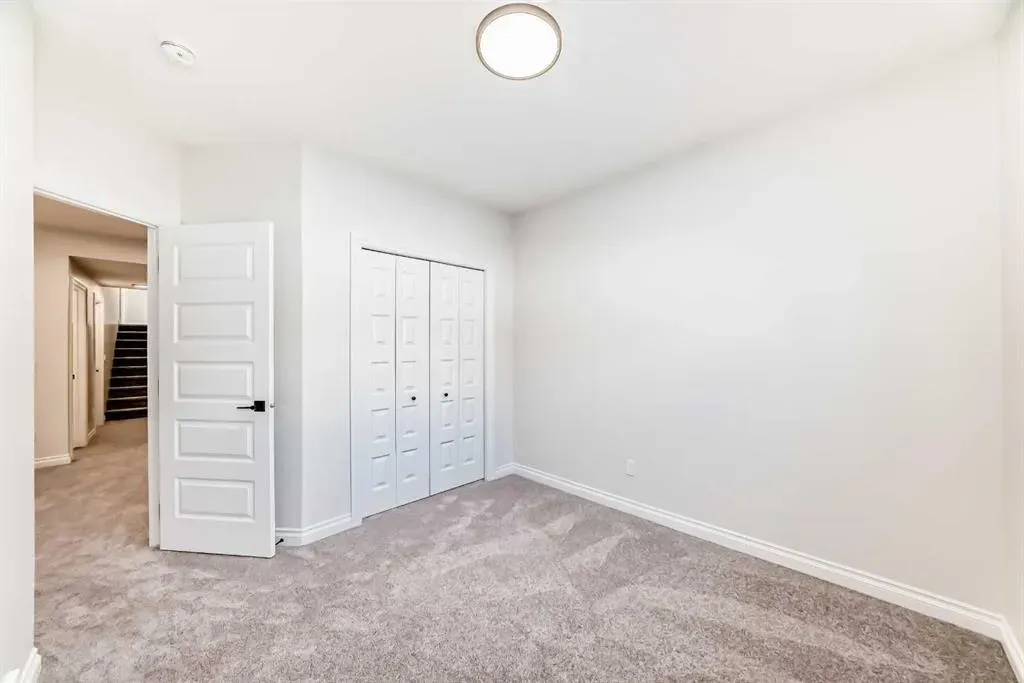 375 Homestead Grove NE