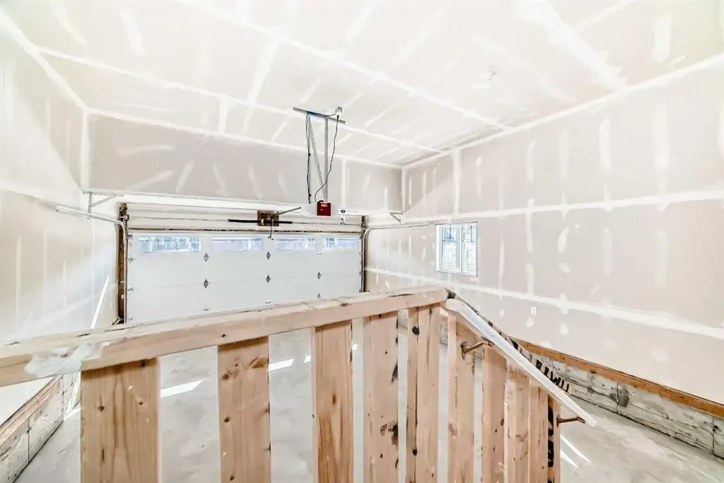 367 Homestead Grove NE