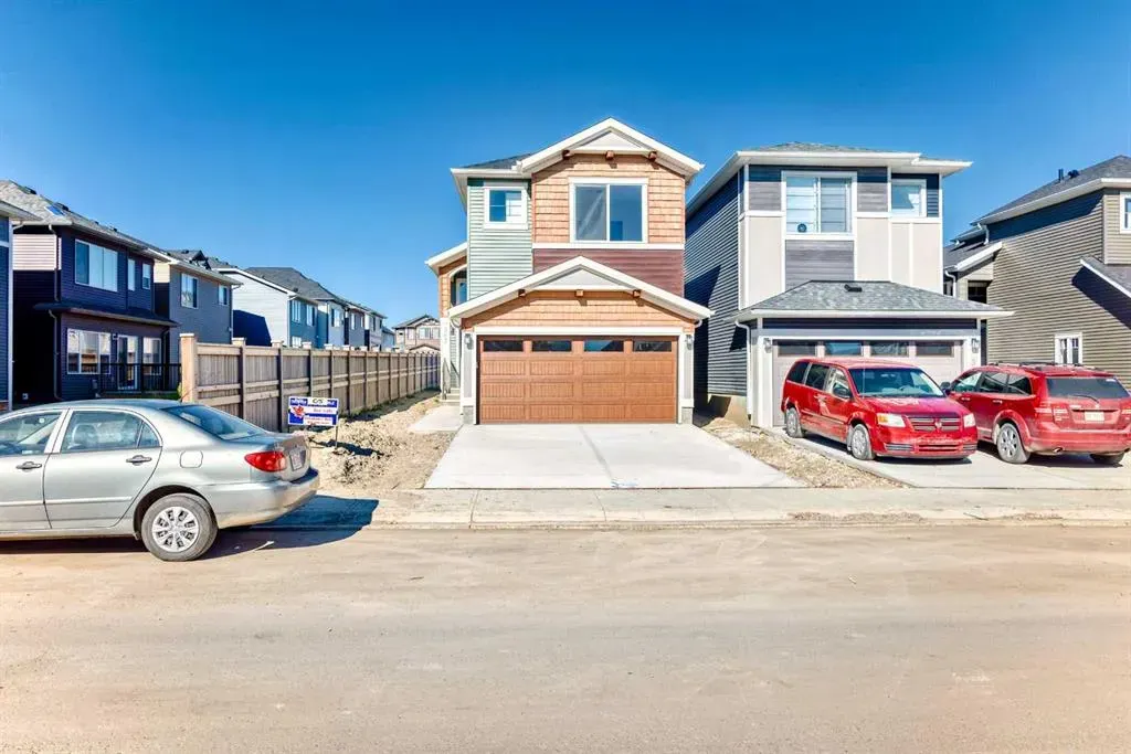 367 Homestead Grove NE
