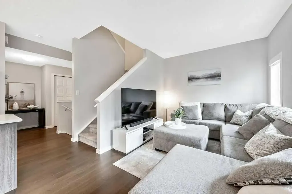 250 Fireside View, #1102