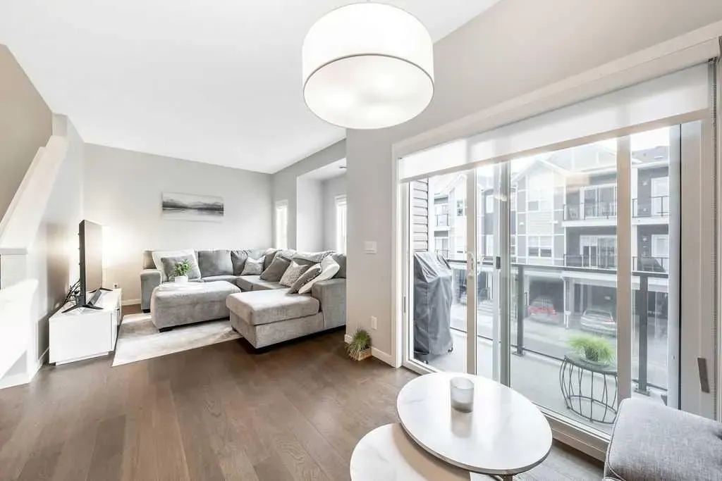 250 Fireside View, #1102