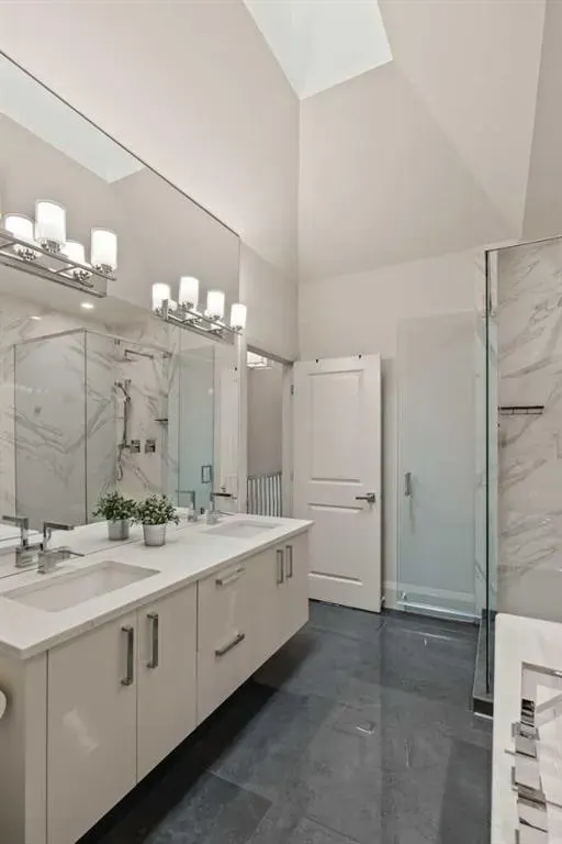2214 30 Street SW, #103