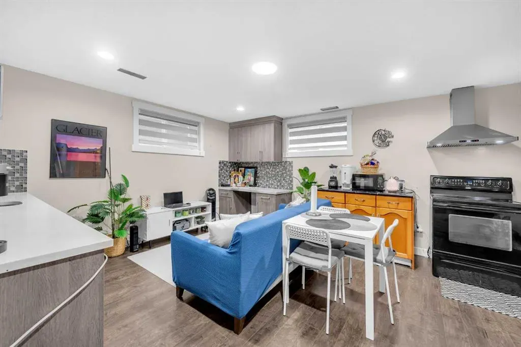 228 Covemeadow Court NE