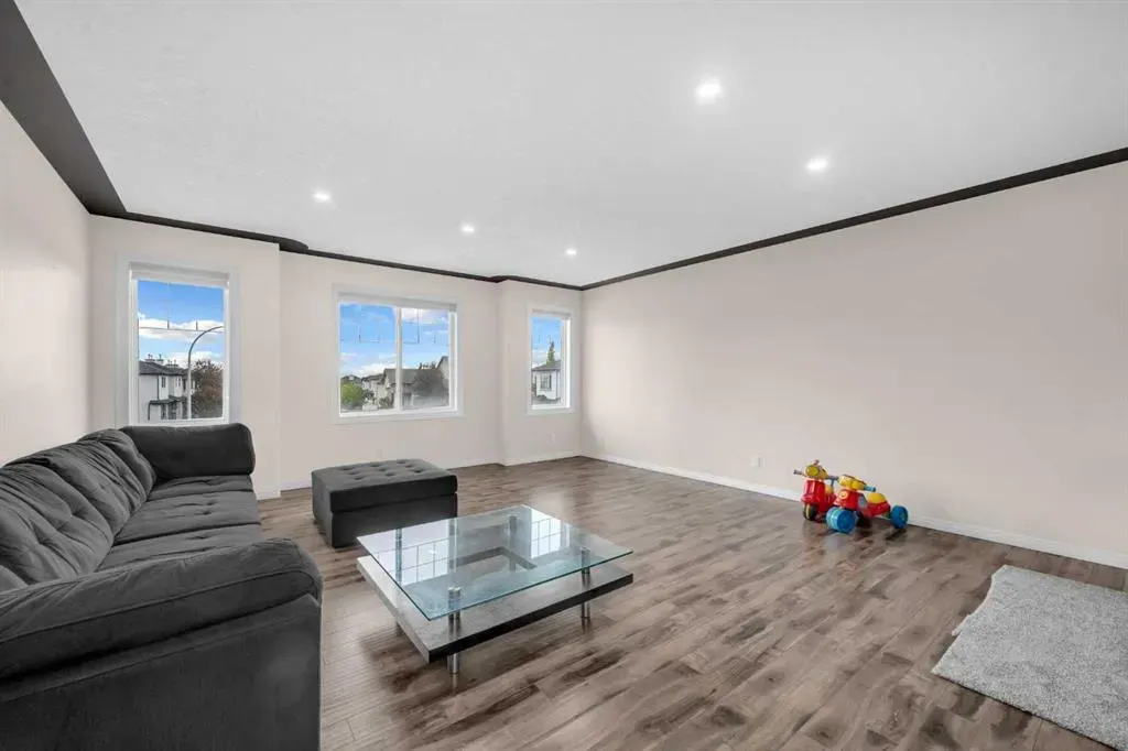 228 Covemeadow Court NE