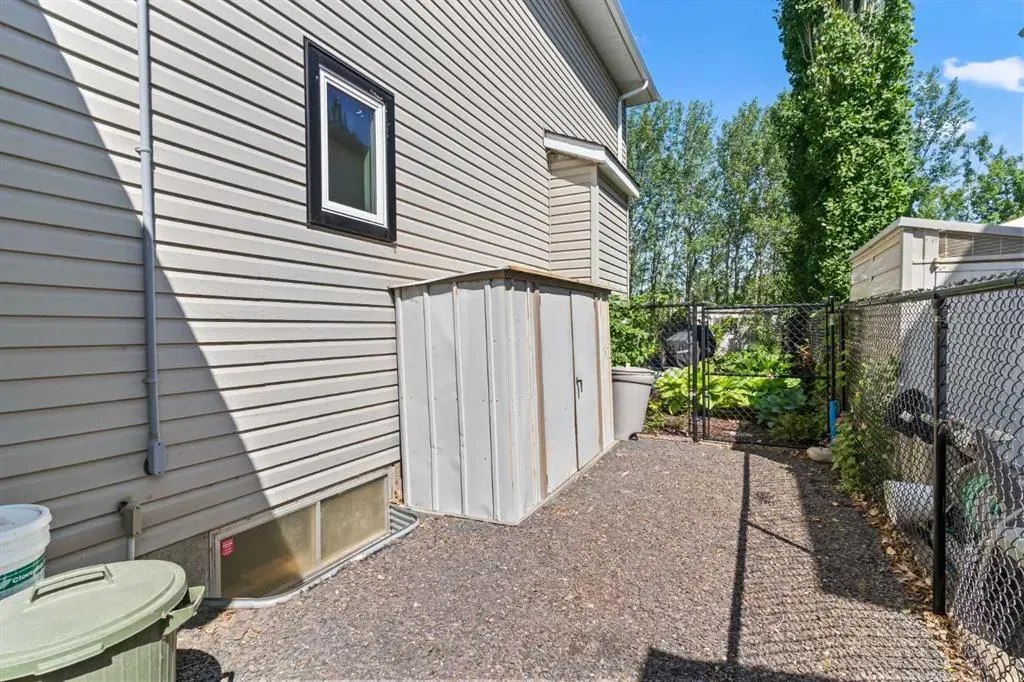 40 Rocky Ridge Landing NW