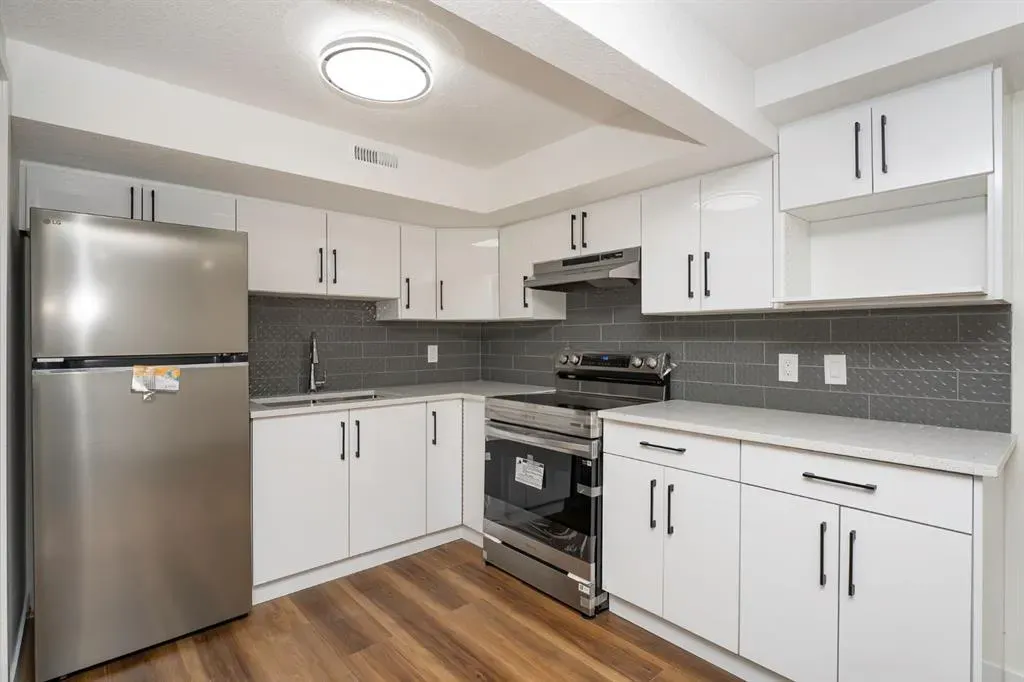 140 Whitworth Way