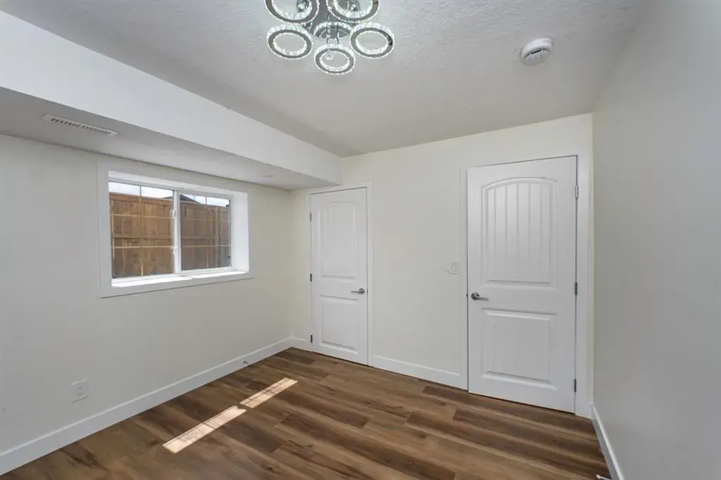 140 Whitworth Way