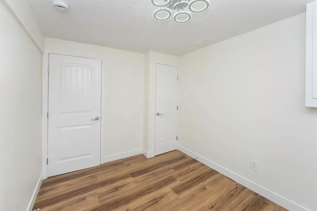 140 Whitworth Way