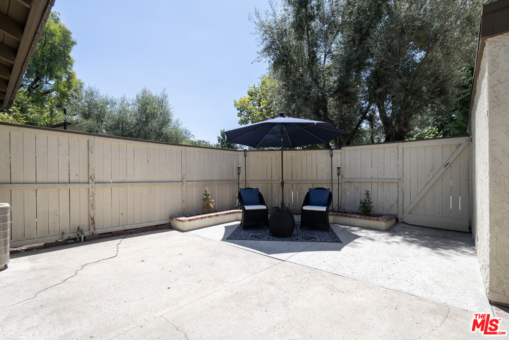 1637 Aspen Village Way