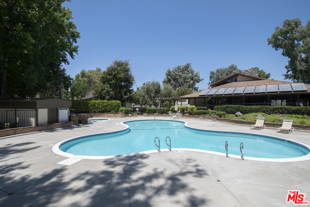 1637 Aspen Village Way