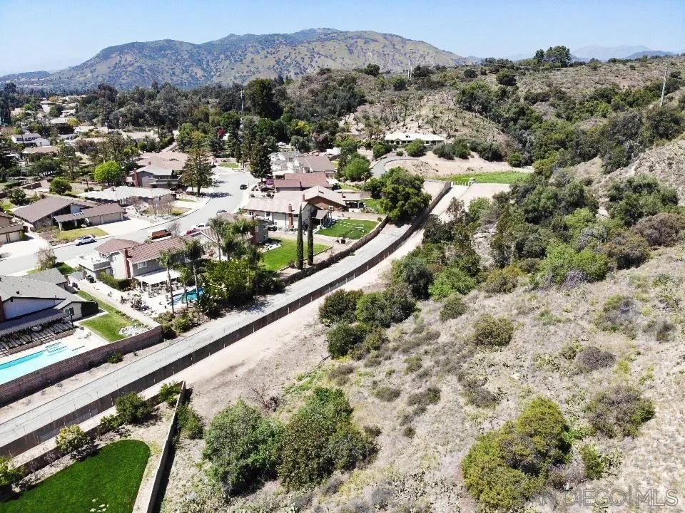 15 Yucca Ct