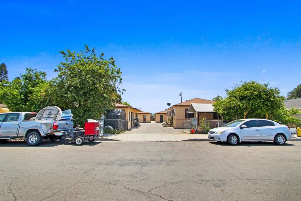 2348 Valwood Ave