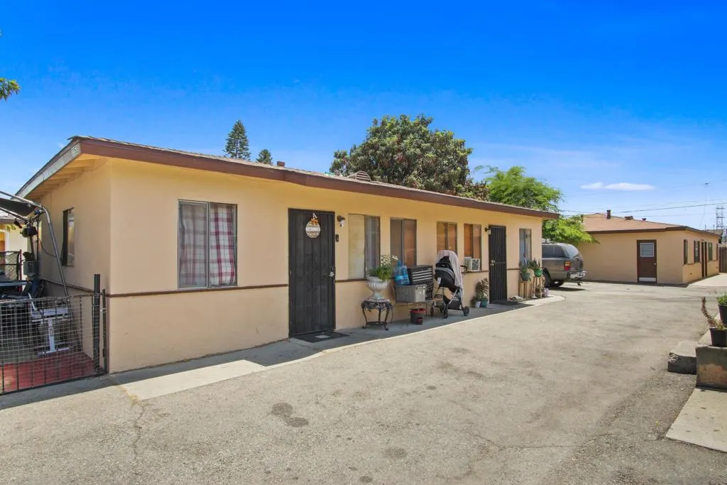 2348 Valwood Ave