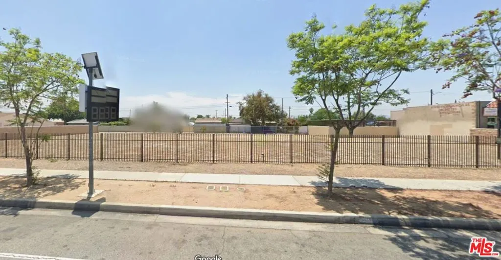 12714 Ramona Boulevard