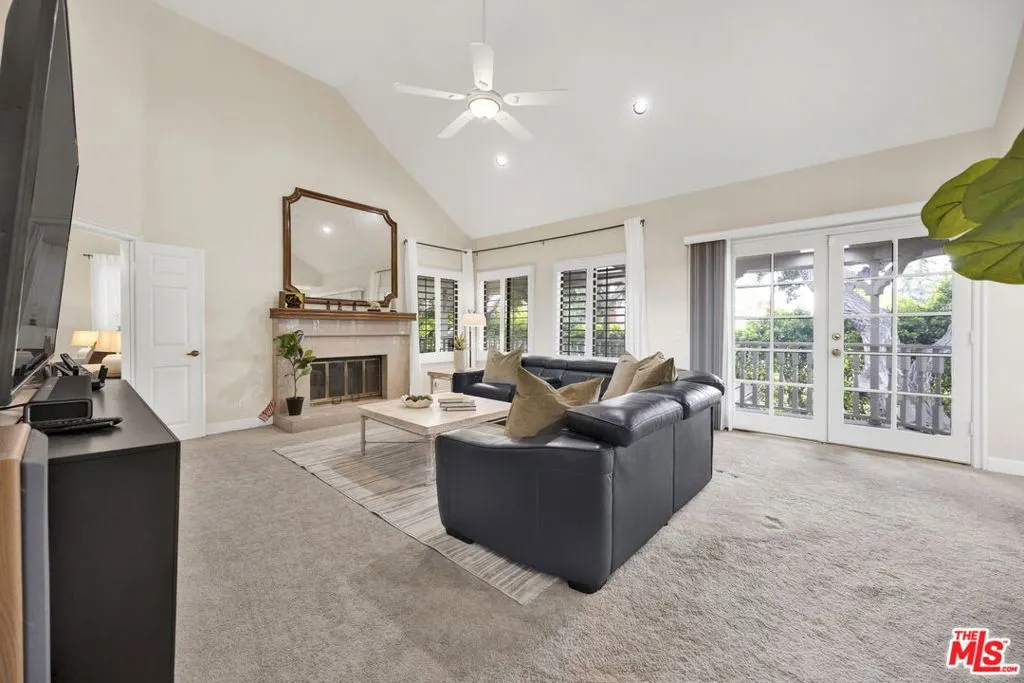2200 Shenandoah Lane