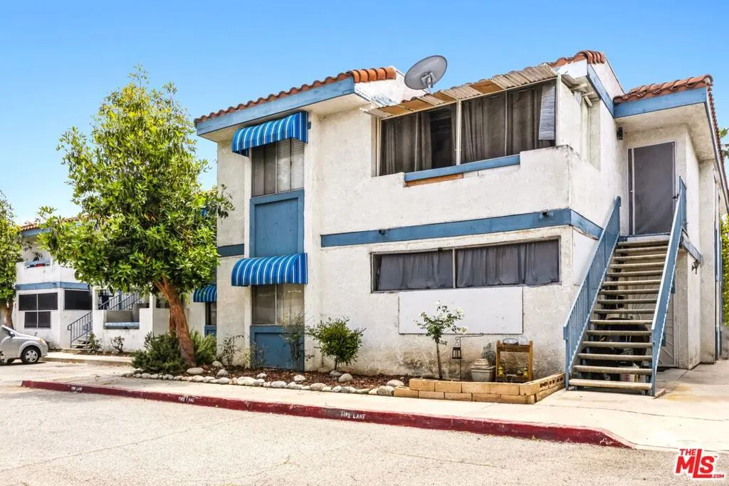 19531 E Cienega Avenue