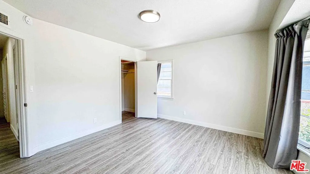 565 W El Morado Court
