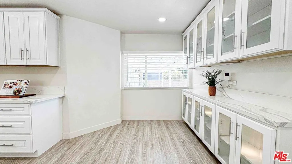 565 W El Morado Court
