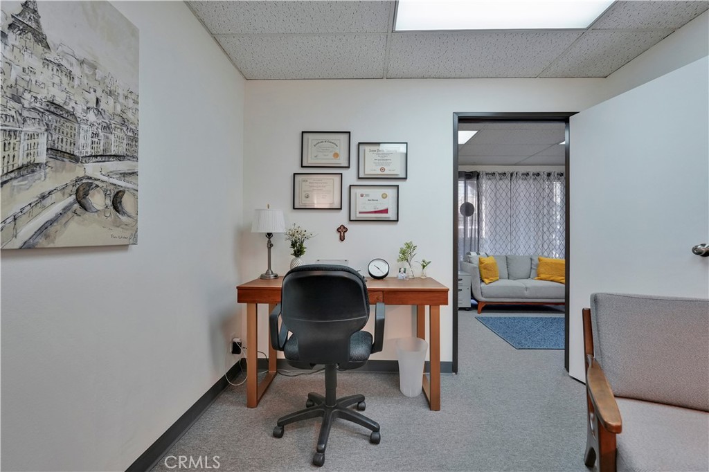 425 W Bonita Avenue