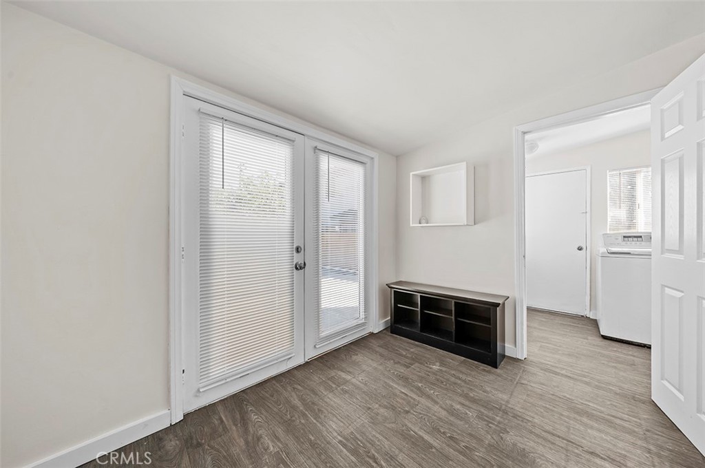 630 N Angeleno Avenue