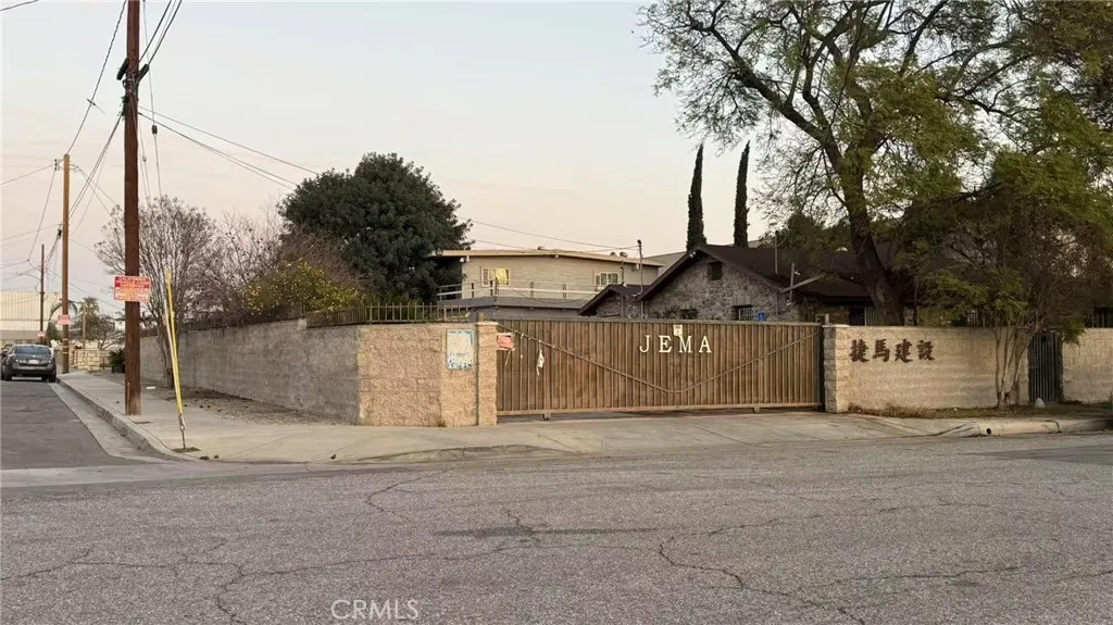 5040 Heintz Street