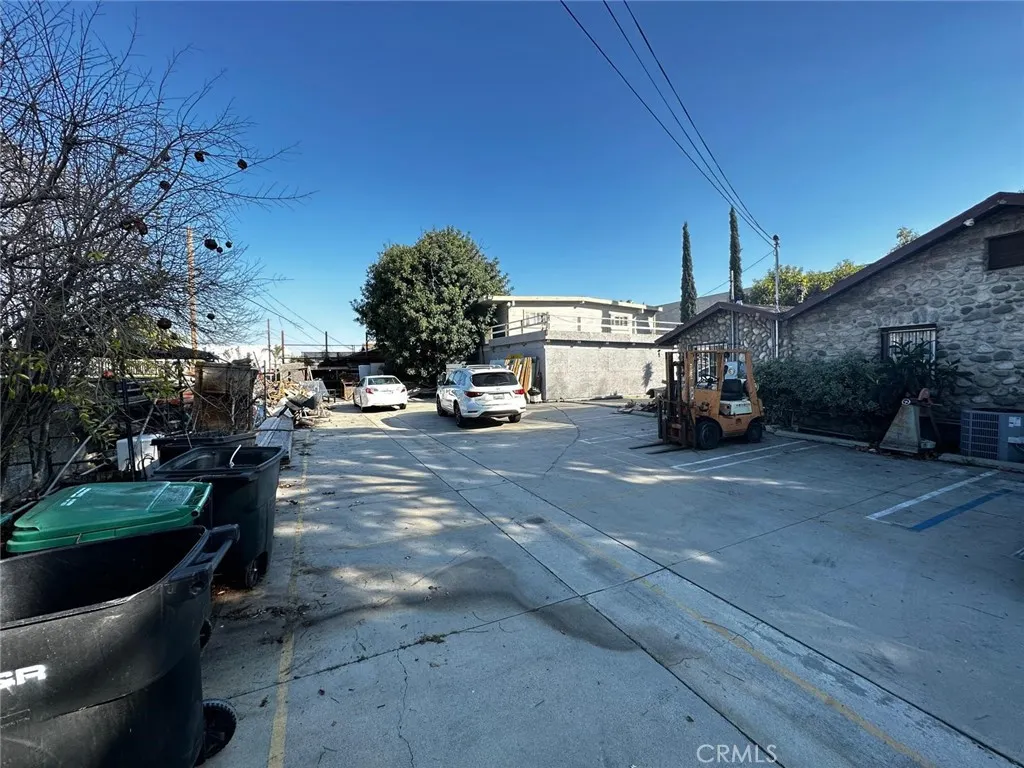 5040 Heintz Street
