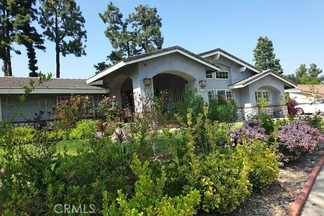 1355 Paseo Dorado