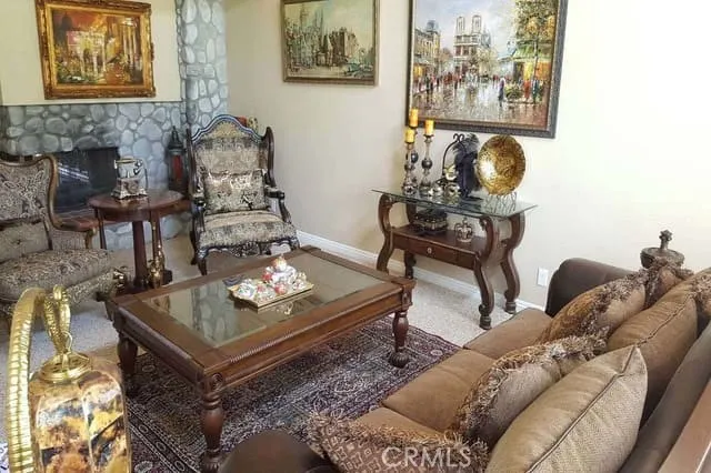 1355 Paseo Dorado