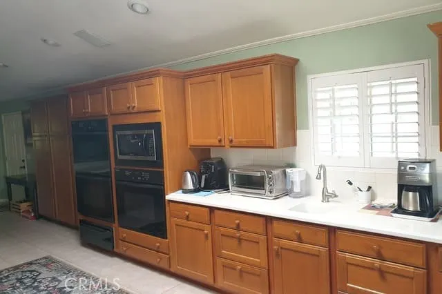 1355 Paseo Dorado