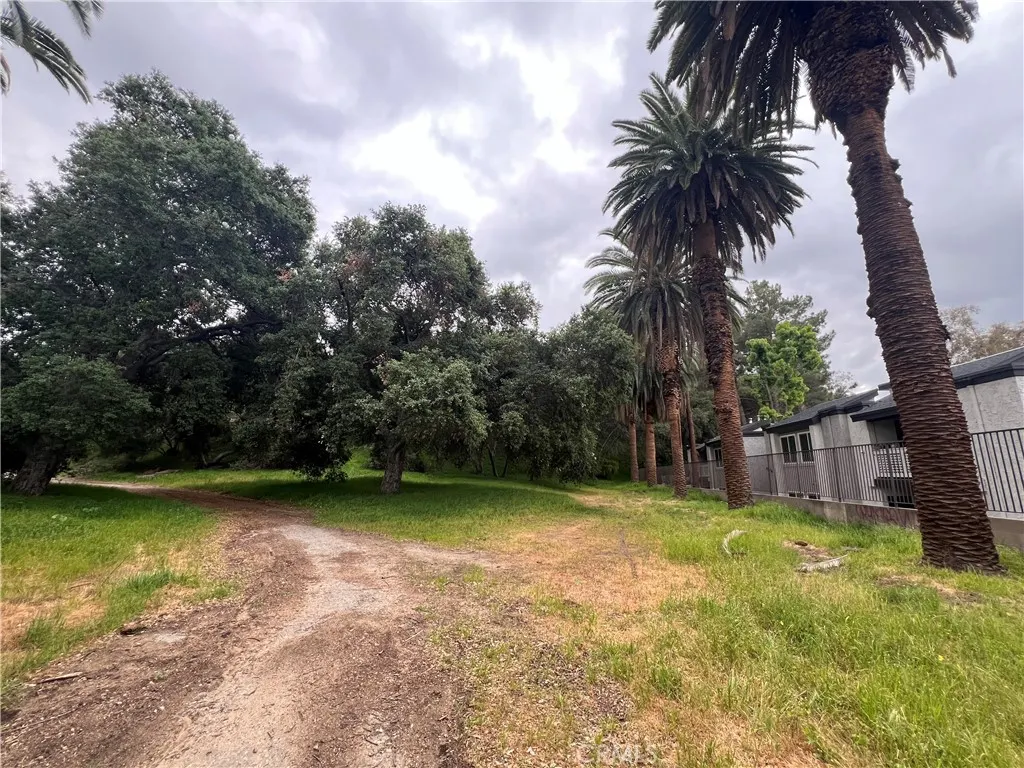 28 Oak Canyon Rd