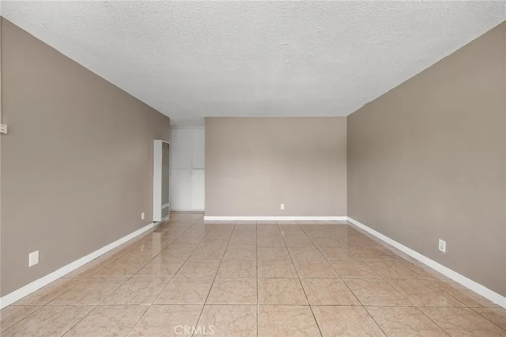 1163 W 3rd Street