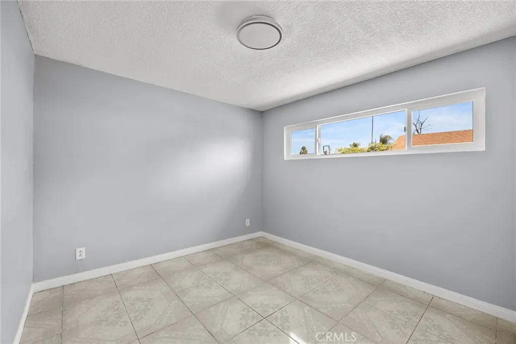 1163 W 3rd Street