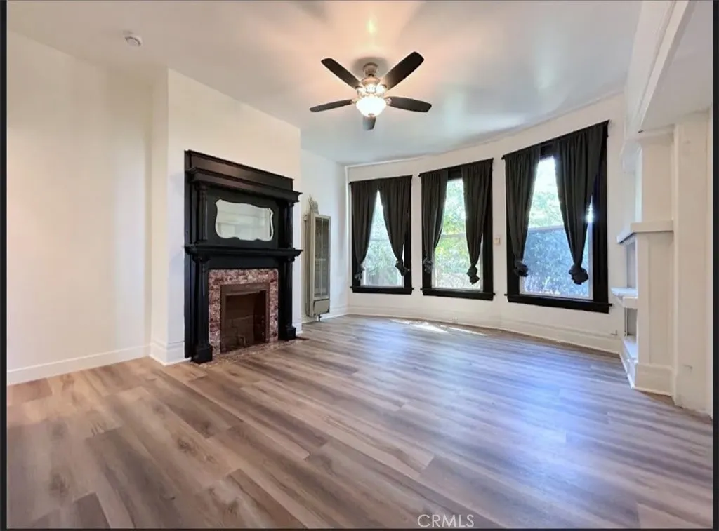 724 W 2nd Street