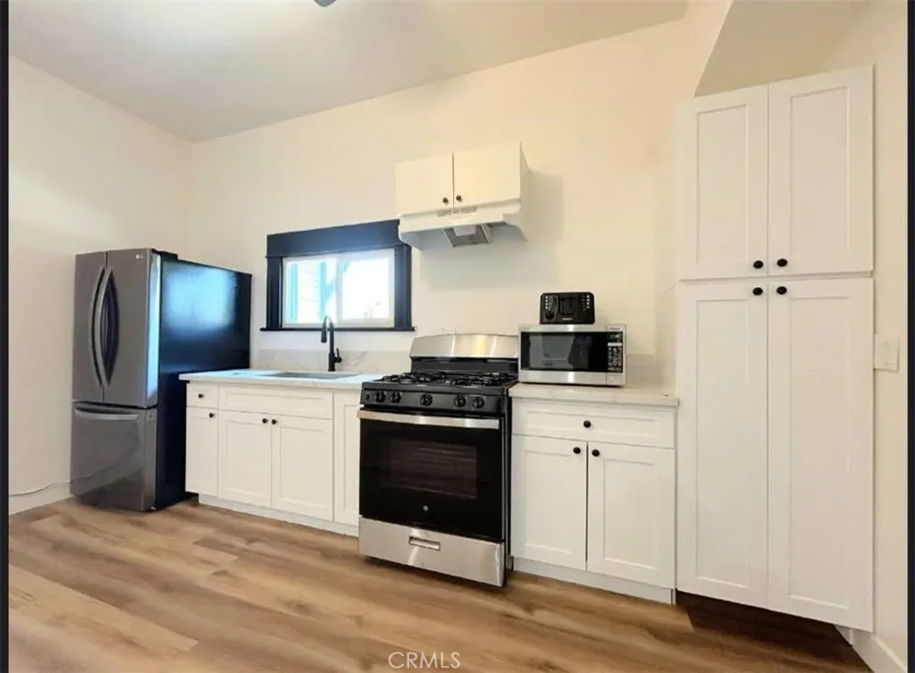 724 W 2nd Street