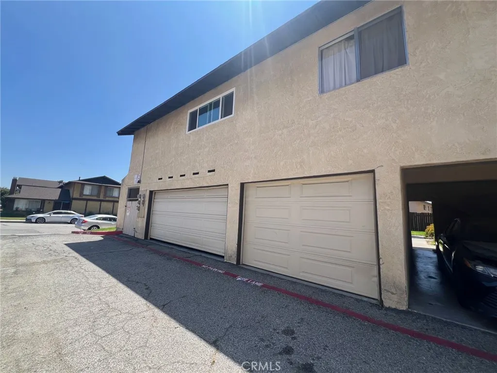 1727 E Natalie Avenue
