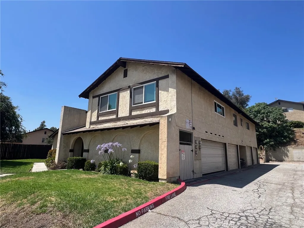 1727 E Natalie Avenue