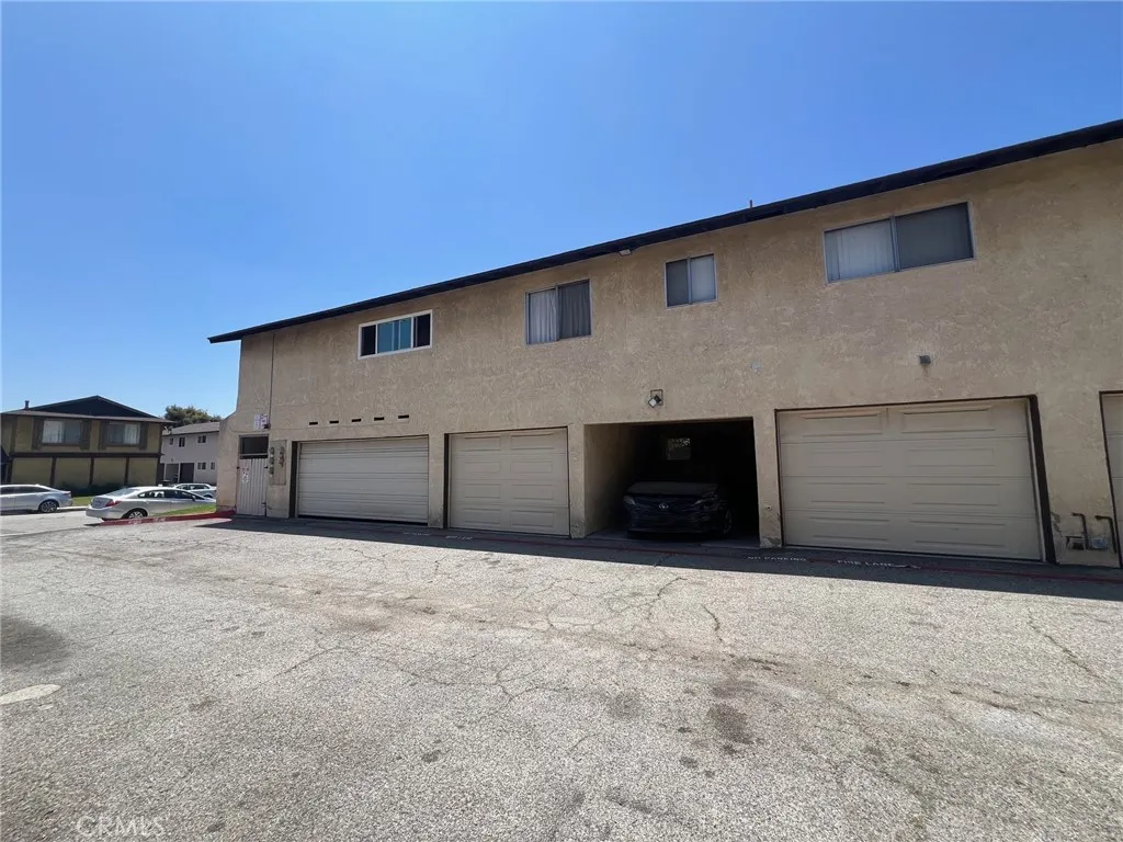 1727 E Natalie Avenue