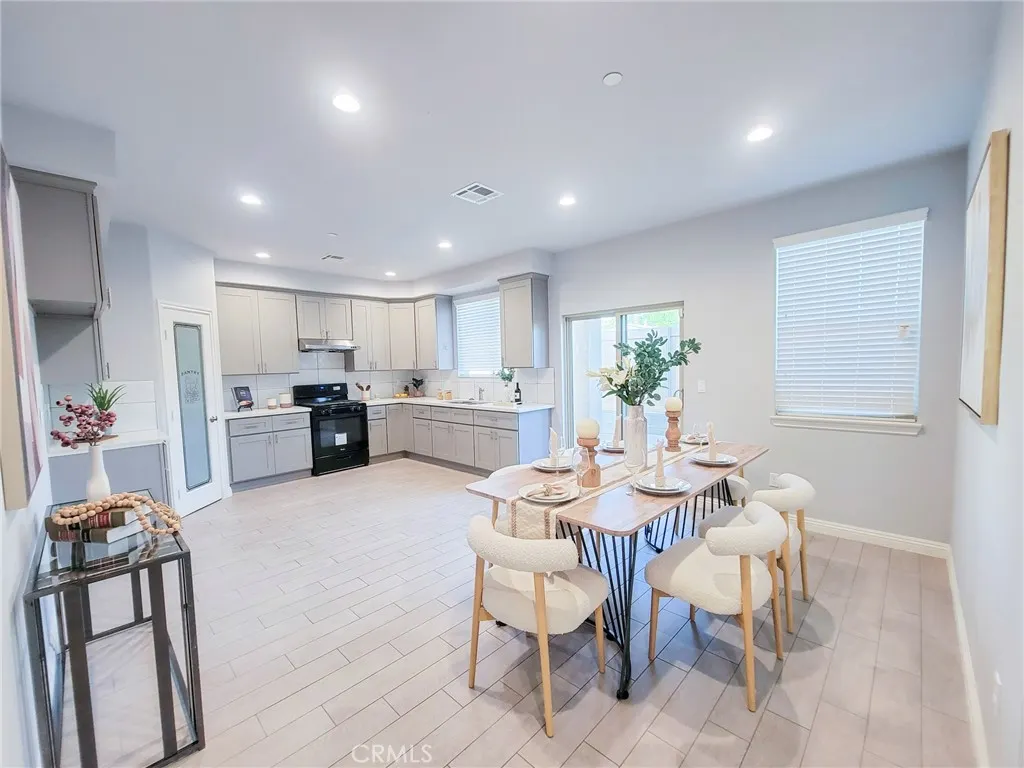 15921 Sierra Vista Ct