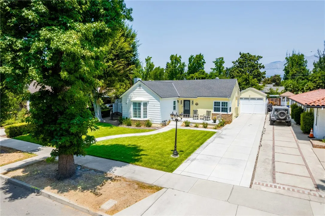 319 E Princeton Street