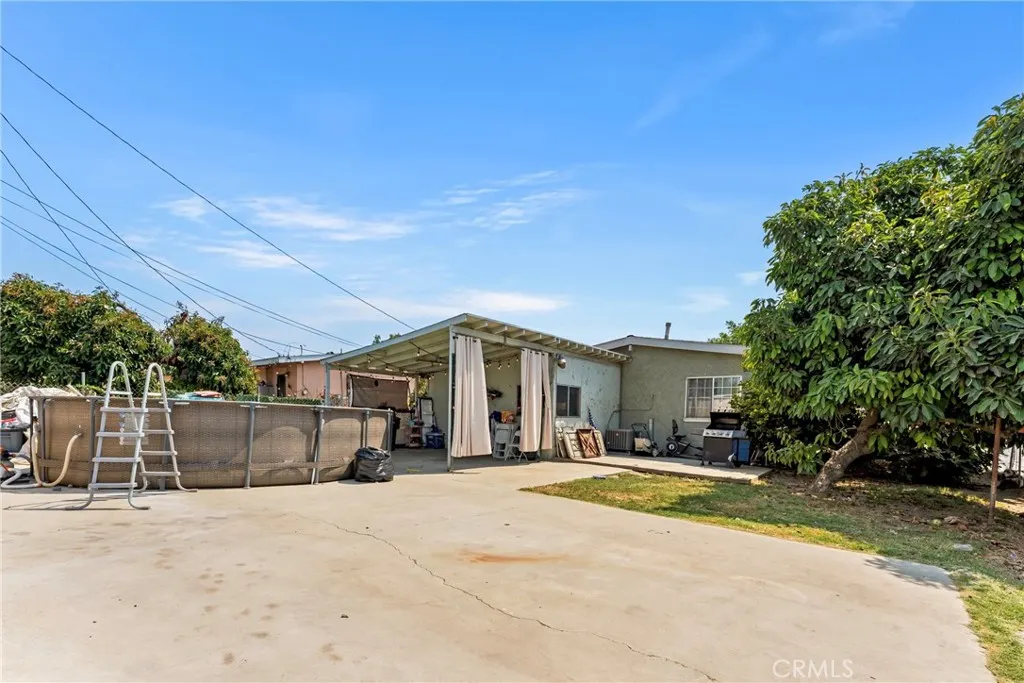 11203 Redberry Street