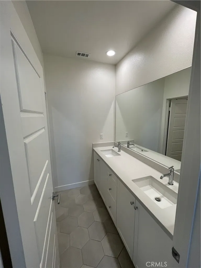 4283 S Hollyhock Paseo, #31