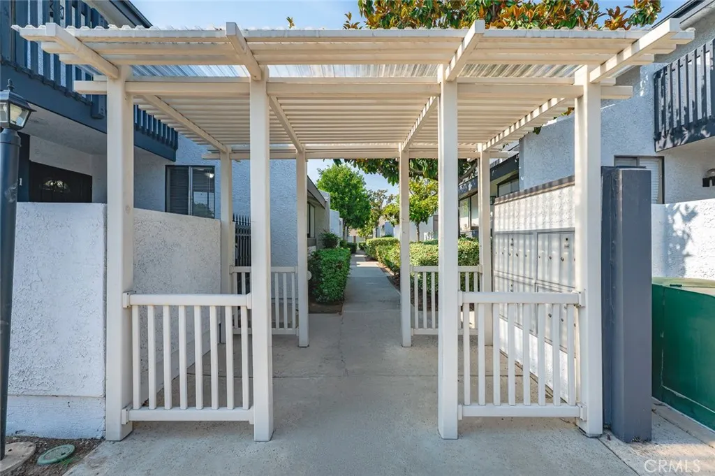 20821 E Calora Street, #E1