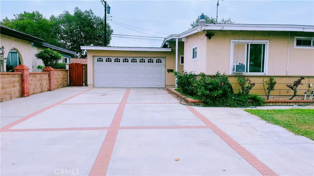 1142 Vineland Avenue