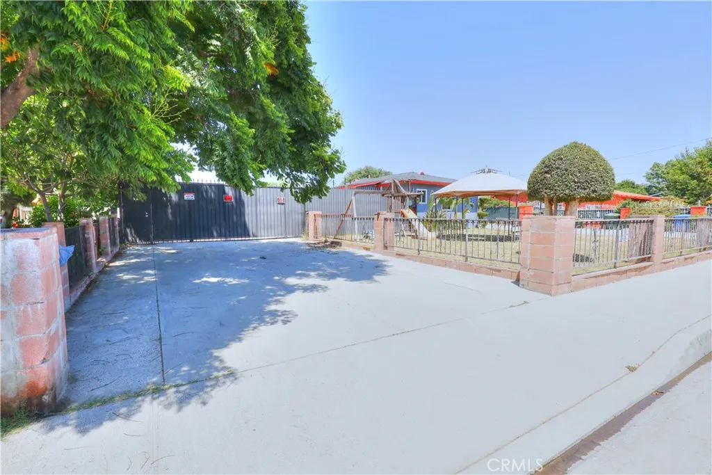 15909 Fellowship Street