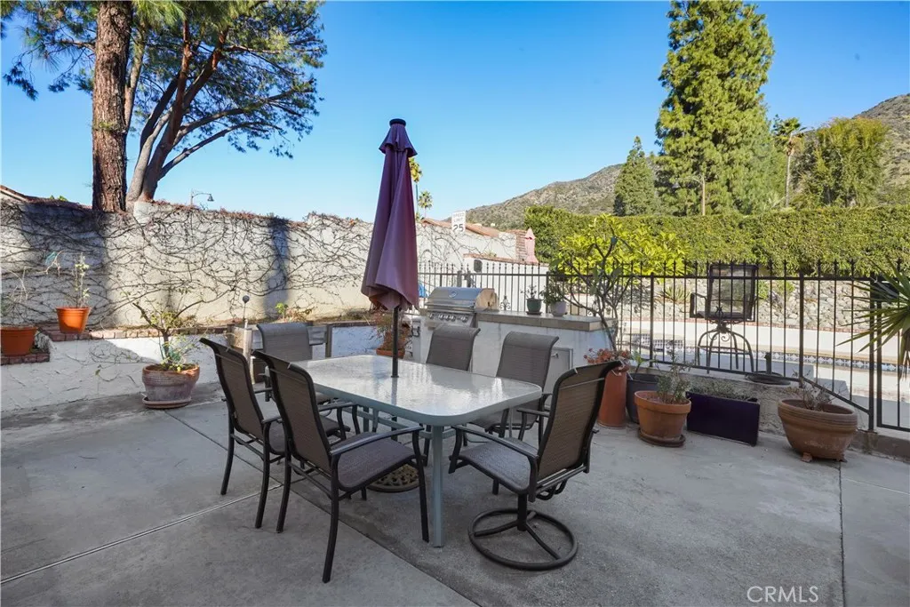 485 Wedgewood Court