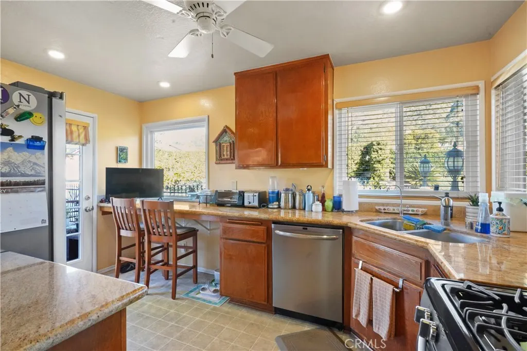 485 Wedgewood Court