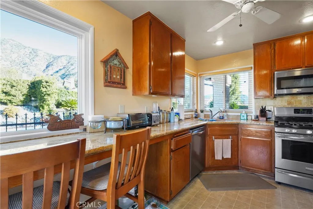 485 Wedgewood Court